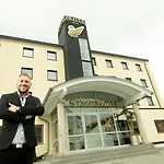 Stadthotel Giengen Und Restaurante Lacucina 2* Giengen an der Brenz