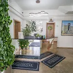 Hotel Stadthotel Giengen Und Restaurante Lacucina 2*
