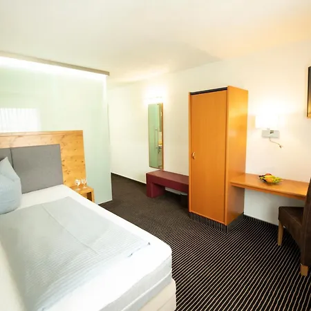 Stadthotel Giengen Und Restaurant Hotel Giengen an der Brenz