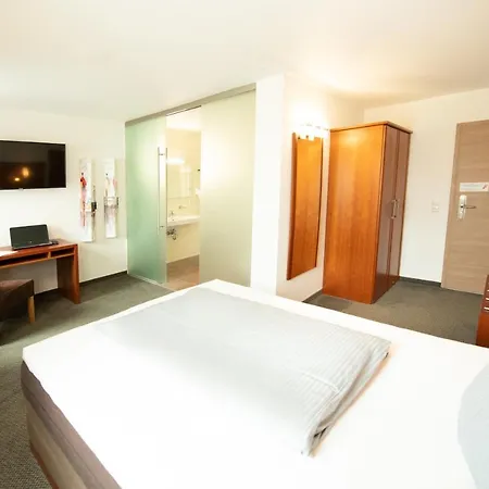 ホテル Stadthotel Giengen Und Restaurant