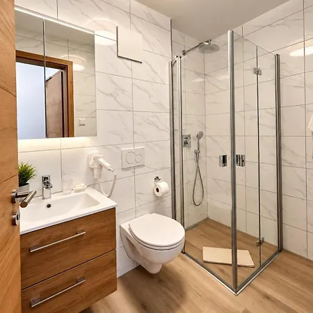 Hotel Stadthotel Giengen Und Restaurant 2*