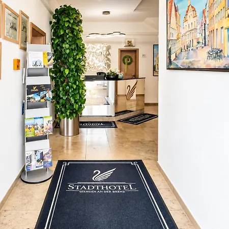 Stadthotel Giengen Und Restaurant 2* ギーンゲン・アン・デア・ブレンツ